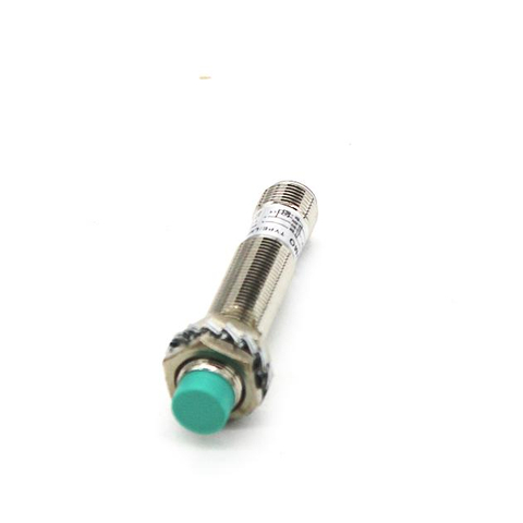 IP67 Cylindrical Connector Type Metal Inductive Proximity Sensor LM12-3004PCT3